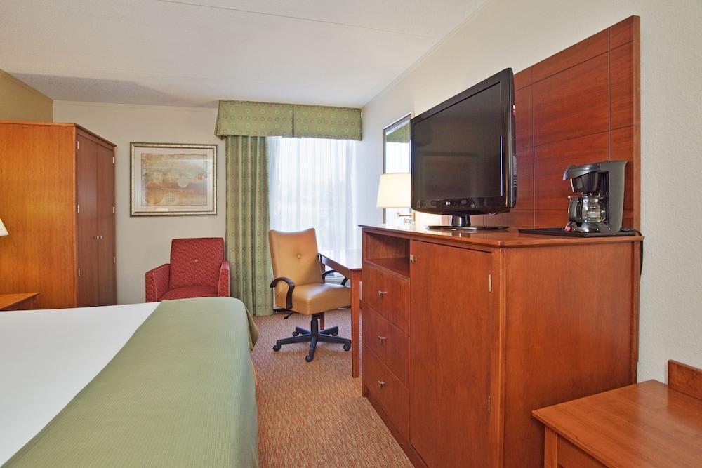 Holiday Inn Express Lynchburg By Ihg Zewnętrze zdjęcie