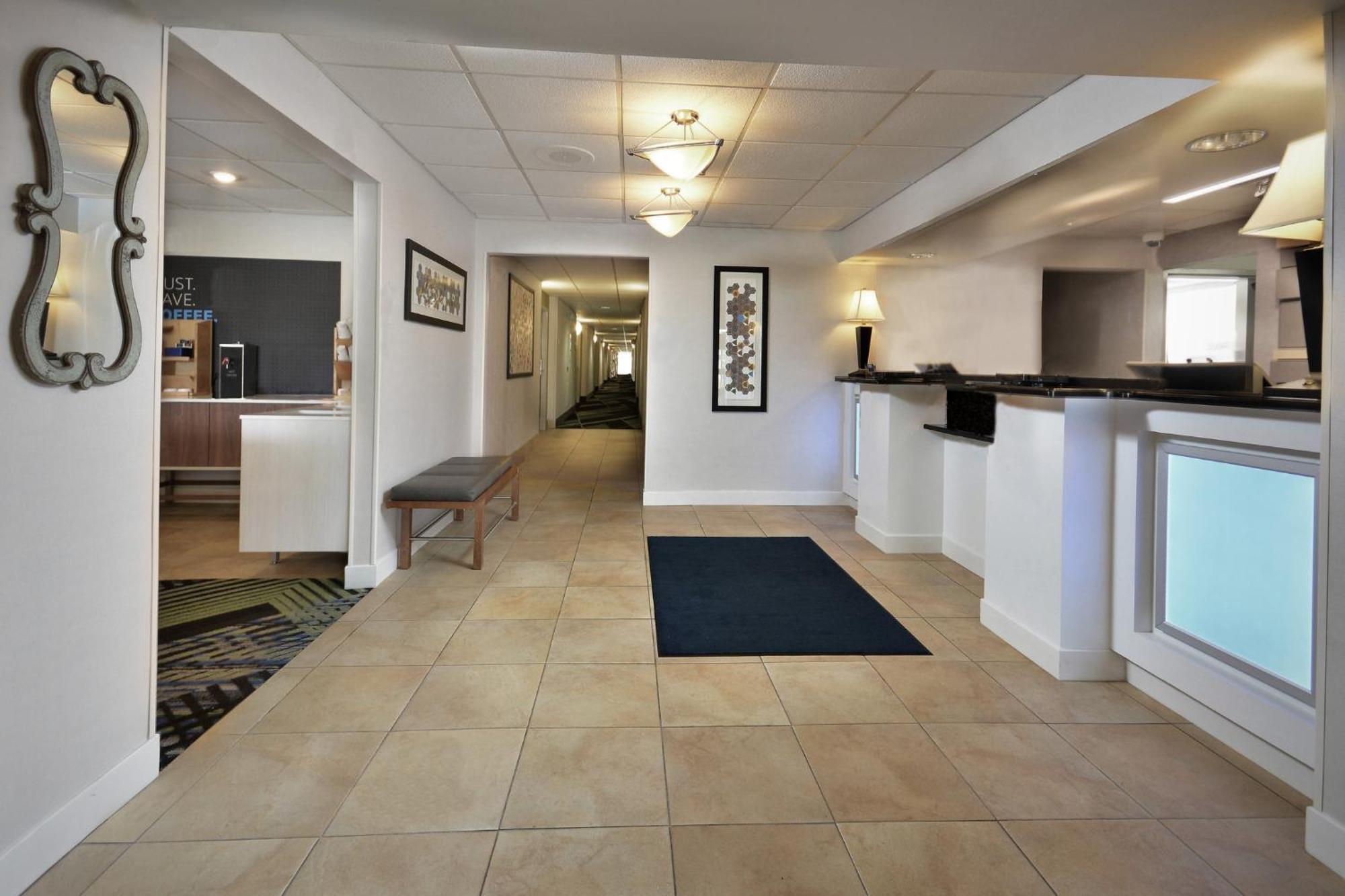 Holiday Inn Express Lynchburg By Ihg Zewnętrze zdjęcie