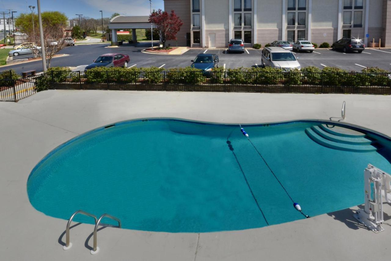 Holiday Inn Express Lynchburg By Ihg Zewnętrze zdjęcie