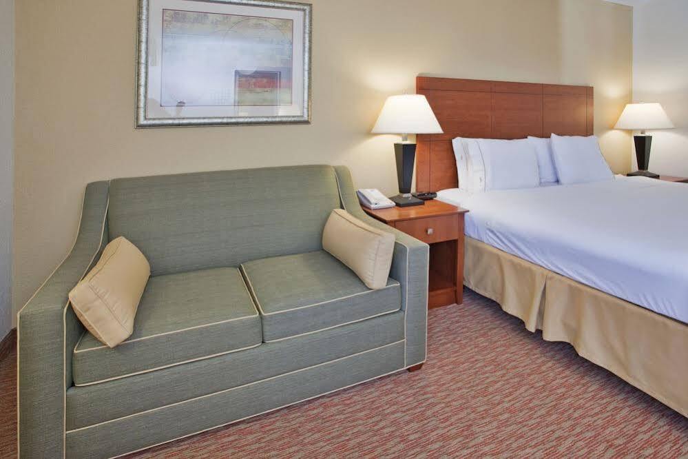 Holiday Inn Express Lynchburg, An Ihg Hotel Zewnętrze zdjęcie