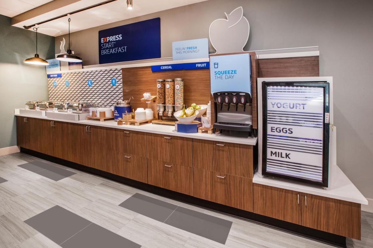 Holiday Inn Express Lynchburg By Ihg Zewnętrze zdjęcie